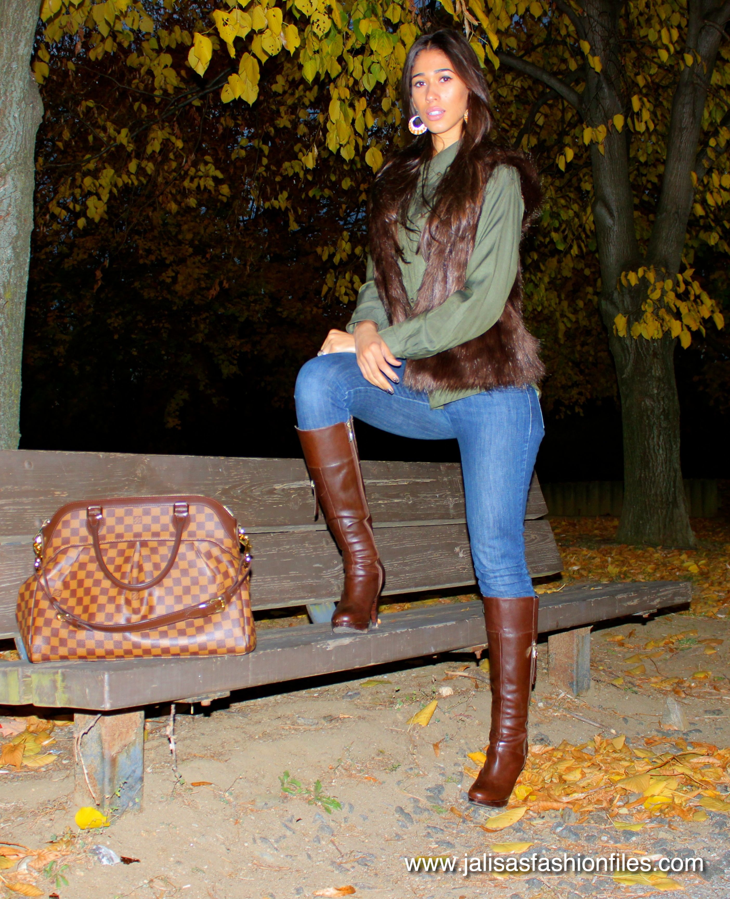 Trevi Gm Louis Vuitton Purses, Brown Leather Guess Boots